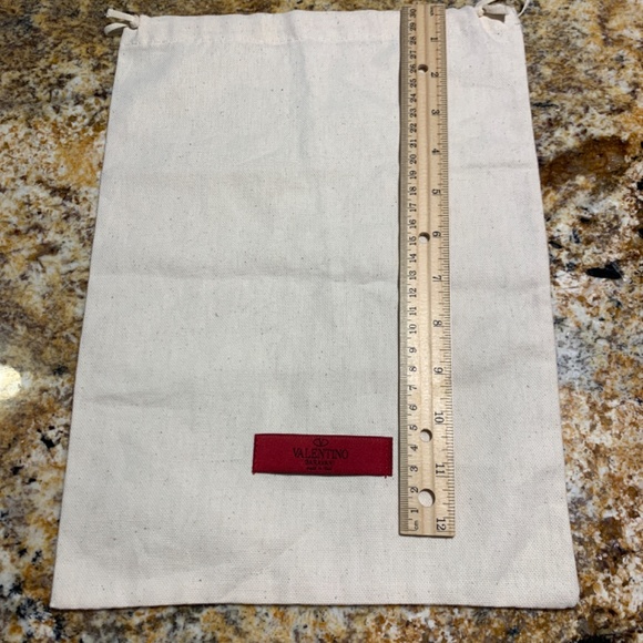 NEW & AUTHENTIC VALENTINO GARAVANI DUSTBAG - Picture 2 of 4